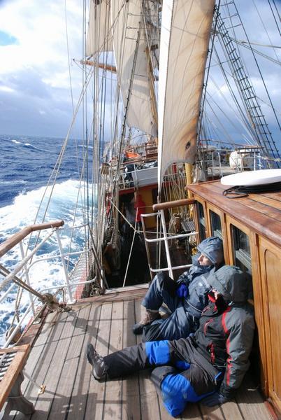 Sailing Across the Drake Passage