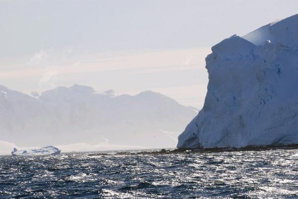Antarctic Scenery (1)