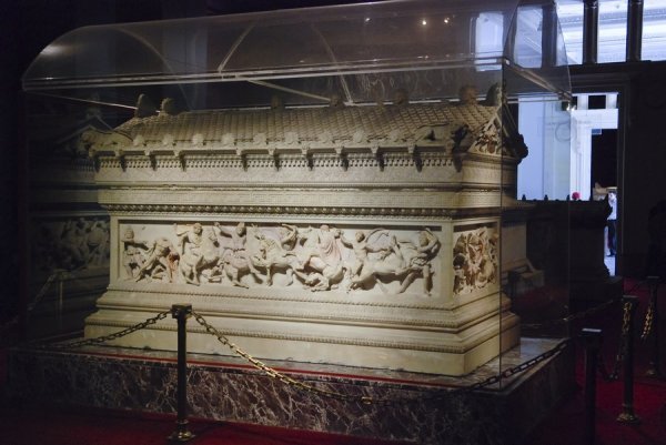 The Alexander Coffin