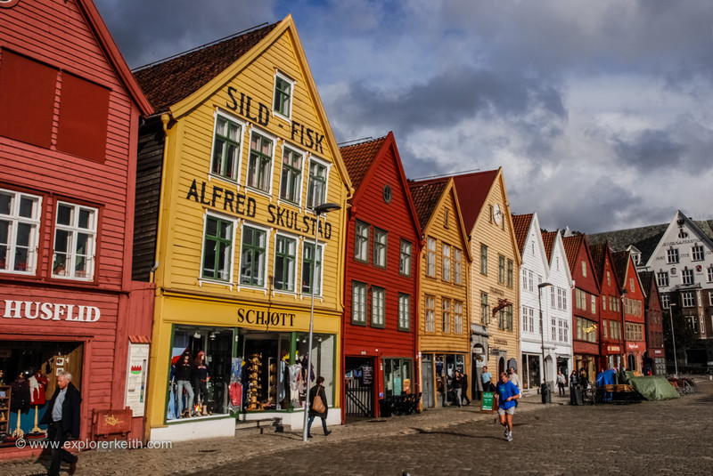 Exploring the Bryggen Waterfront 5