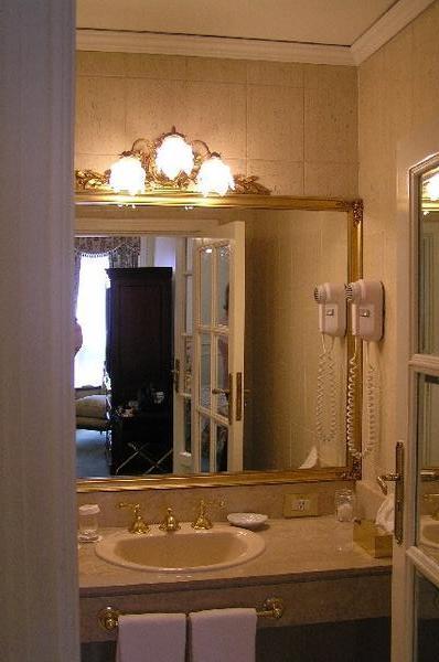 Palace Alvear - Bathroom