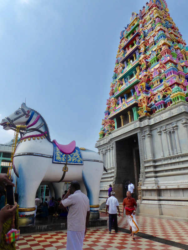 Horse and Gopuram at Sri Naavaladiyaan Temple