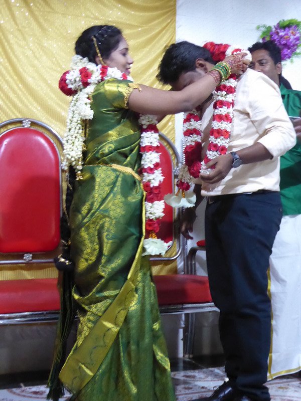 exchanging the garlands 
