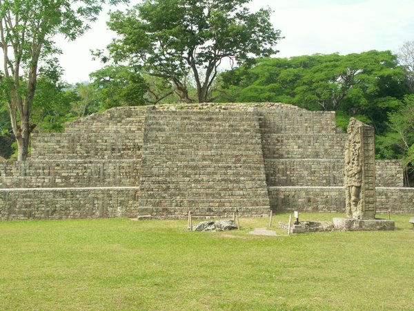 Plaza Pyramid