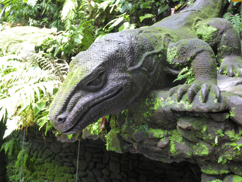 Komodo dragon statue, Monkey Forest