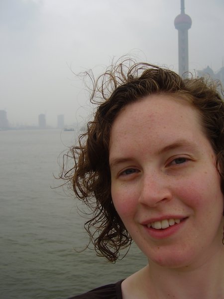 Bund promenade - view to Pudong