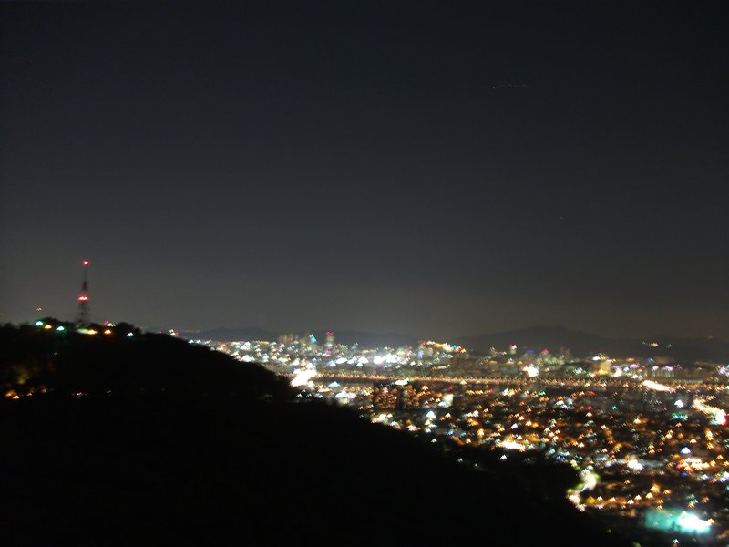 Seoul by night (East)