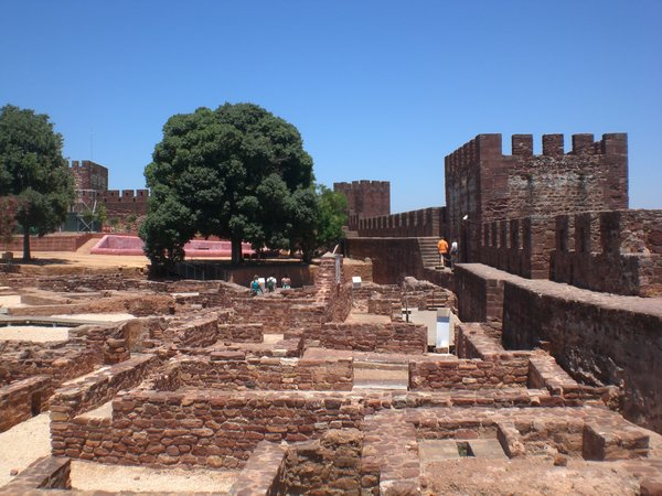 archaeology at Silves castle