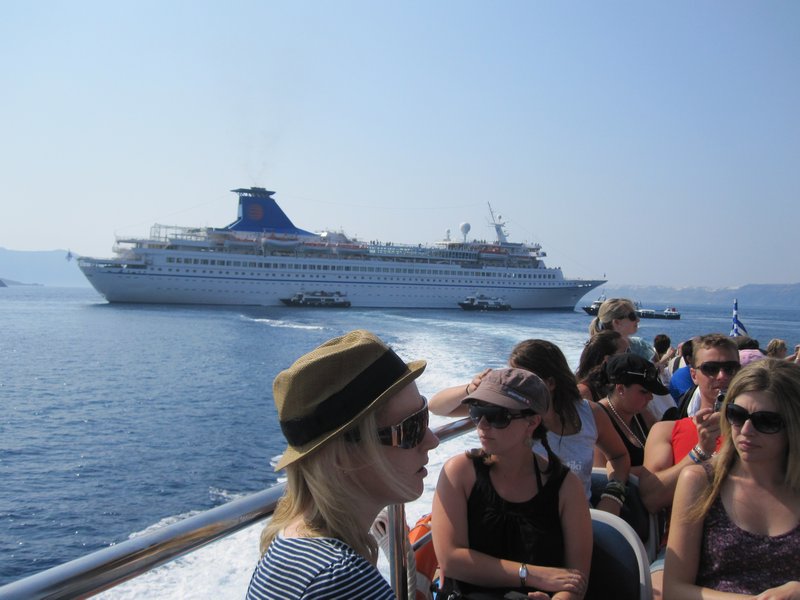 On the way to the port of Santorini