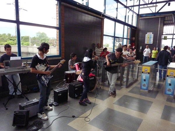 Live music in the metro