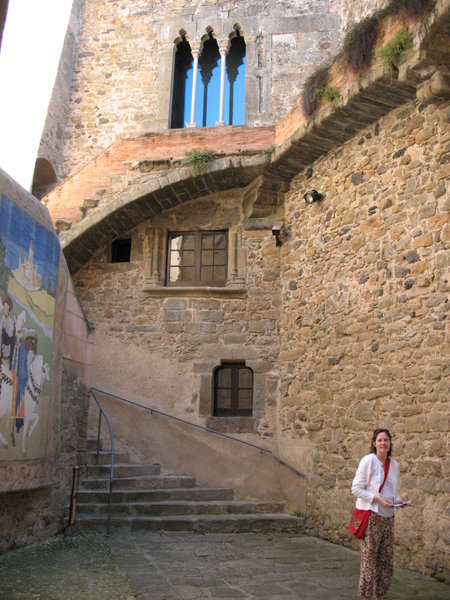 Ellen at entrance to Gala's castle