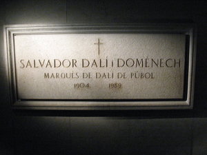 Dali's tomb