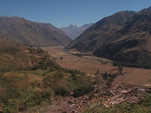 On the Way to Pisac