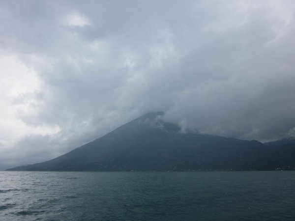 Lago de Atitlan & San Pedro 012