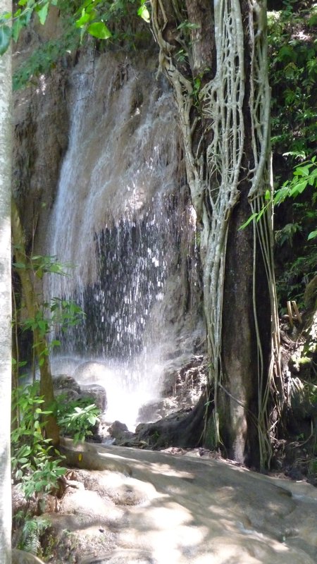 saiyok nok waterfall