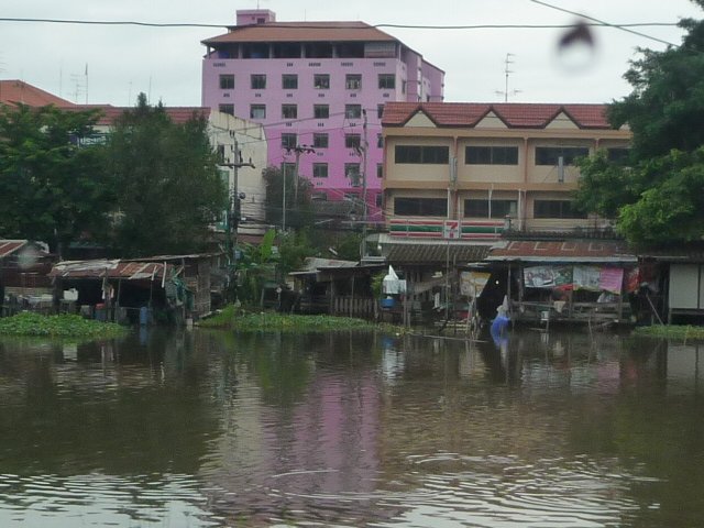 flooding on way to Kanchanaburi