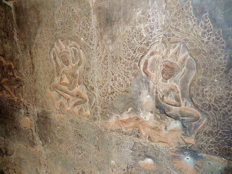 6 Some of the 800m-long series of bas-reliefs that surround the central temple complex