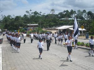 La parade des ecoles a Al Triunfo