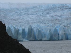Le glacier Grey de pres
