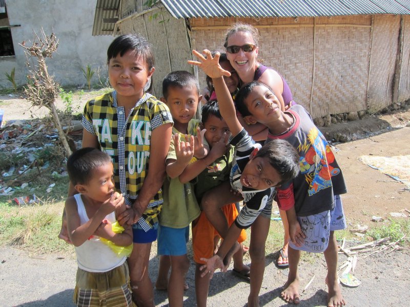 Enfants sur Nusa Ceningan