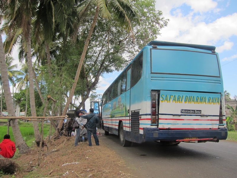 Grosse frayeur avec le bus sur Sumbawa