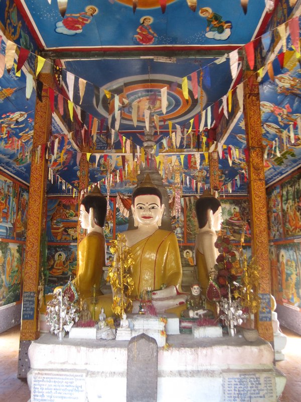 Temple bouddhiste, tres kitch