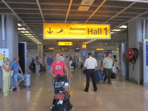 Un an plus tard, aeroport de Marseille, retour au bercail !