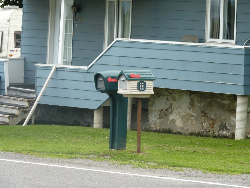 5. Love the letterboxes