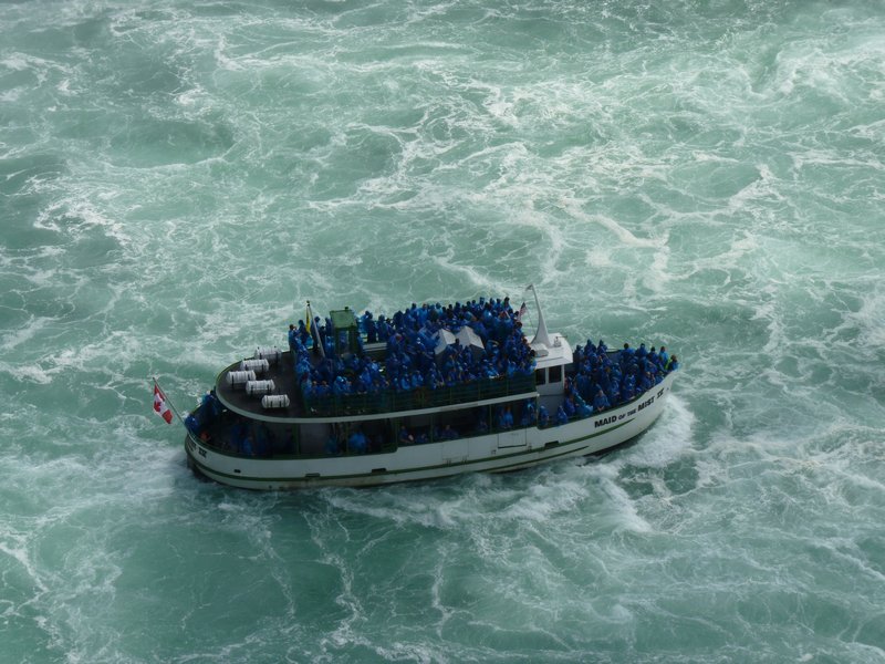 5. Everyone all packed onto the Maid of the Mist