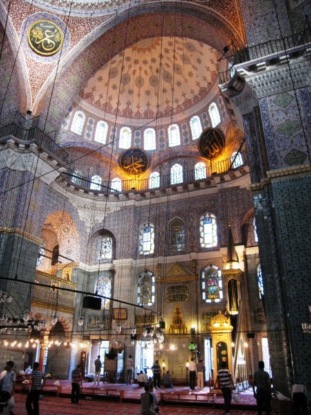 Inside the Yeni Cami (New Mosque), 