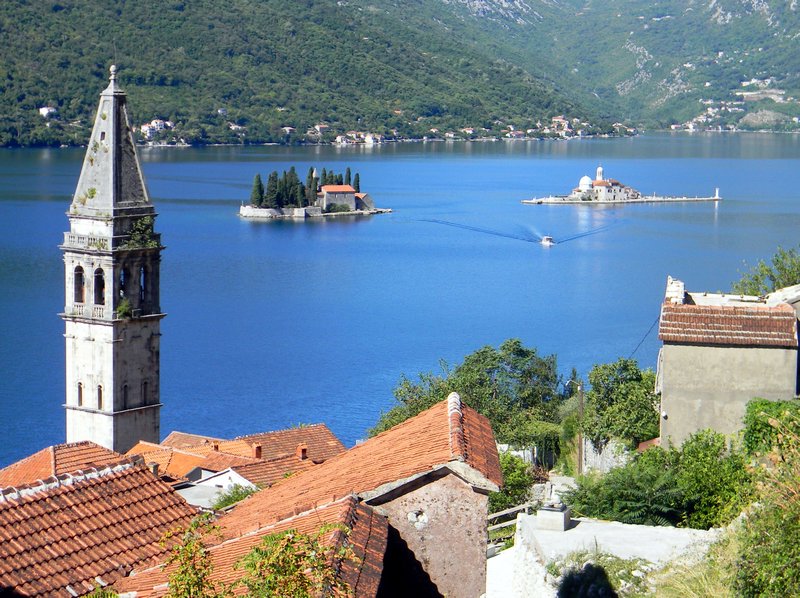 Persat, Montenegro
