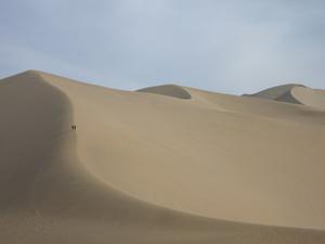 Dunhaung - singing sand mountains