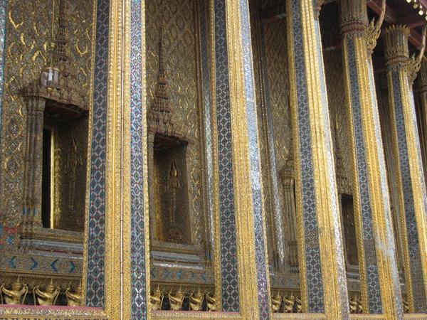 Bangkok - Wat Phra Keow and Grand Palace, 