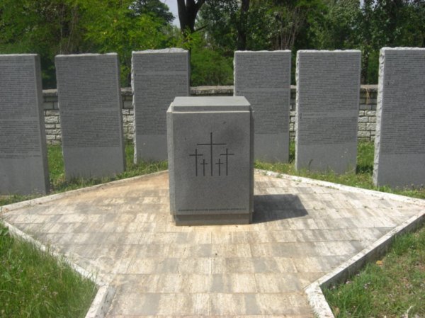 WW2 memorials