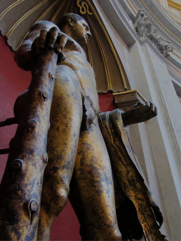 Bronze statue of Hercules