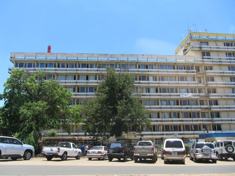 Mosi-oa-Tunya Building