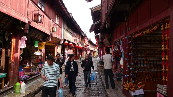 Typisk gade i Lijiang
