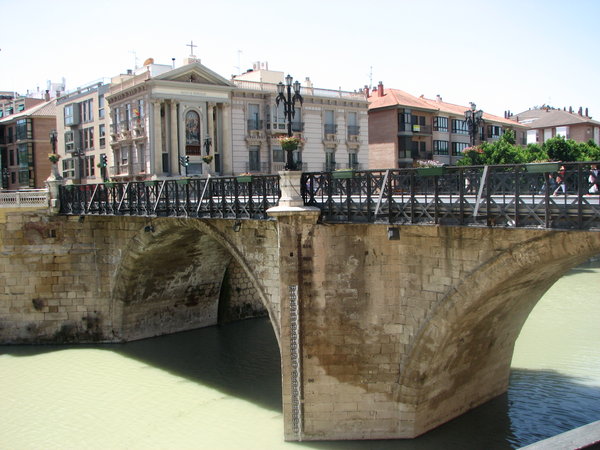Puente Viejo across the river