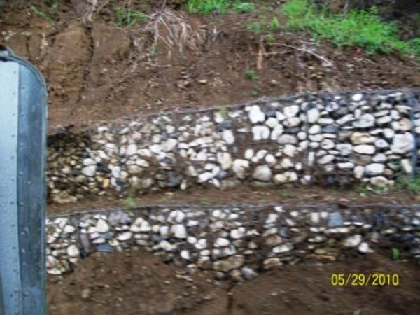 Jacmel stone to shore up slides