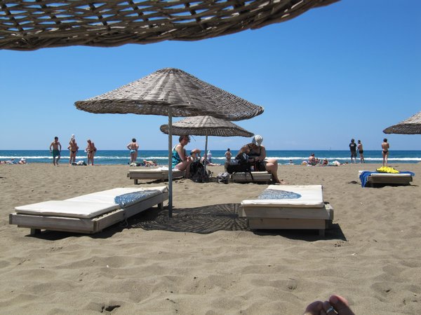 The 3 lira beach