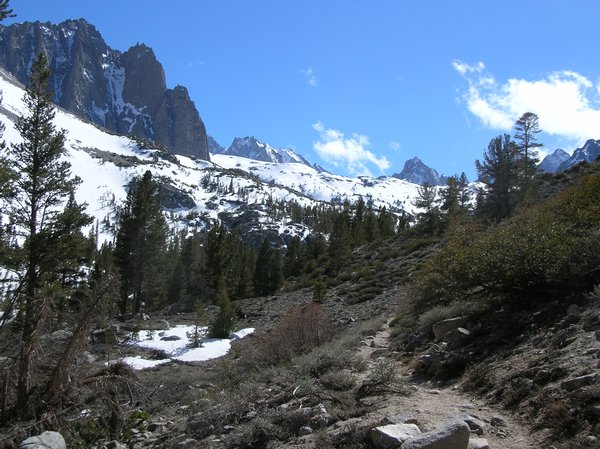 The actual North Fork Big Pine Creek trail