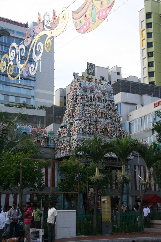 Singapore - Little India (Sri Veeramakaliammn Temple) (4)