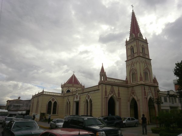 Iglesia de San Miguel del Llano