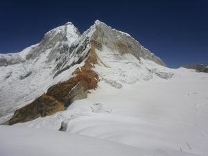 peaks of Huandoy