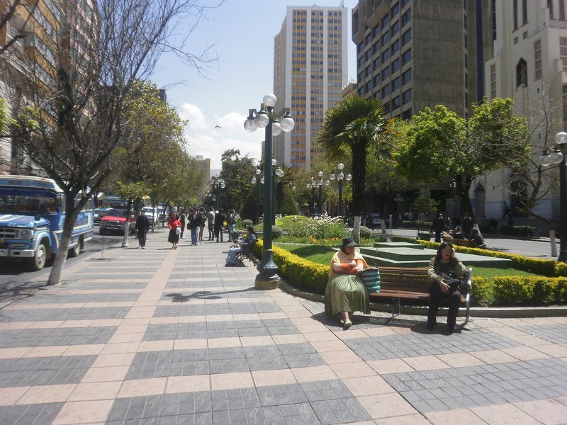 a boulevard "Plaza de Venezuela"