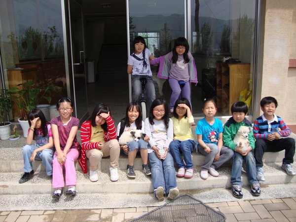 Doochang Students