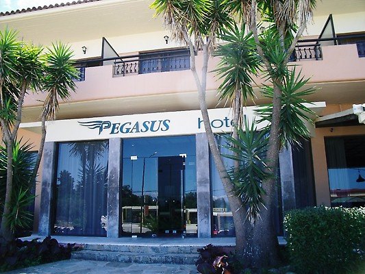 Pegasus Hotel, Roda