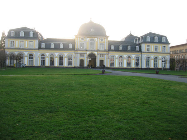Poppledorfer Palace