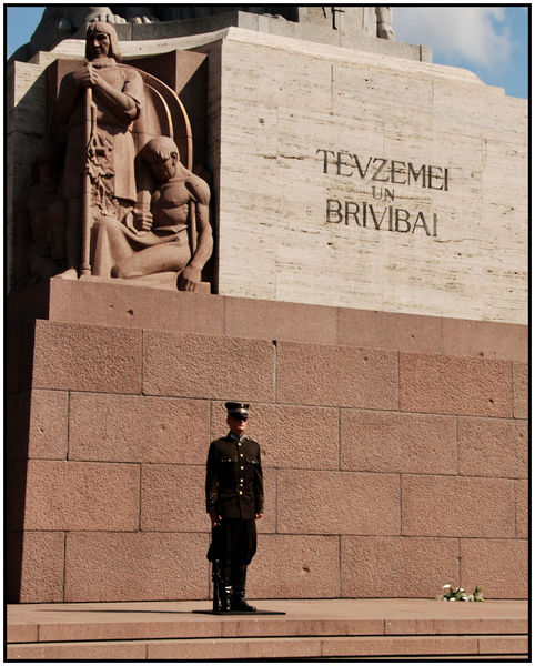 Freedom Monument Honor Guard