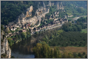 Town on the Dordogne